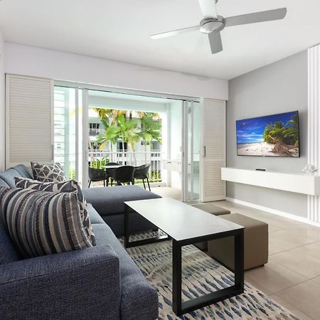 Beach Club Port Douglas Luxury Apartments Buitenkant foto
